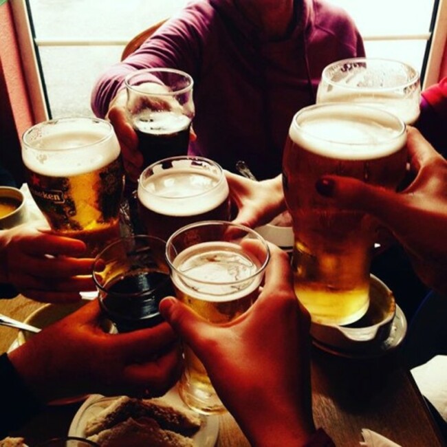 Celebratory Pints After Our 10k in Carna #Carna10k #Family #Pints #HadaPintBeforeTheRaceToo