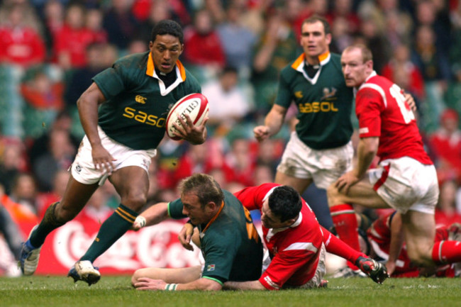 Rugby Union - Lloyds TSB Autumn Series 2004 - Wales v South Africa