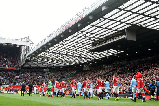 Soccer - Barclays Premier League - Manchester United v Manchester City - Old Trafford