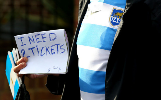 A fan looking for tickets