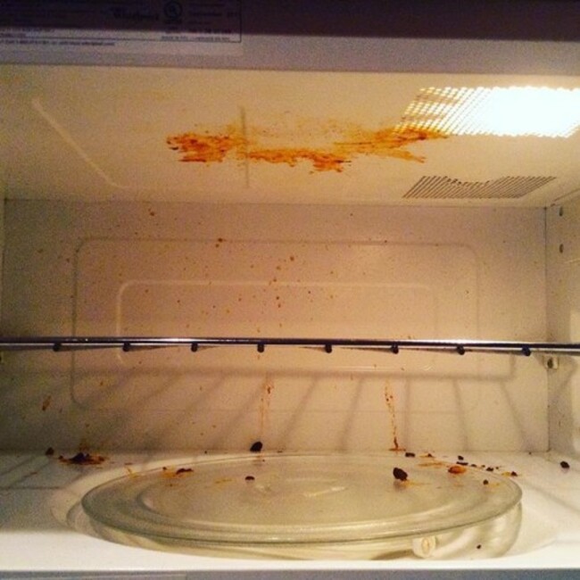 #someoneneedstheirassbeat #raf #chili #dirtymicrowave #imheated #irritated