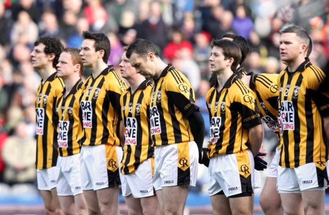 Crossmaglen stand for the national anthem