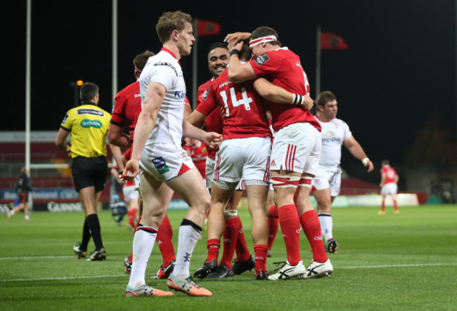 Robin Copeland scores his sides second try