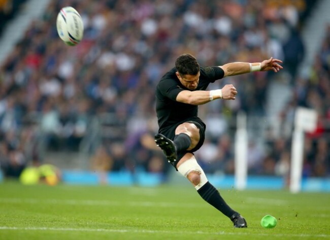 Dan Carter kicks their first points through a penalty