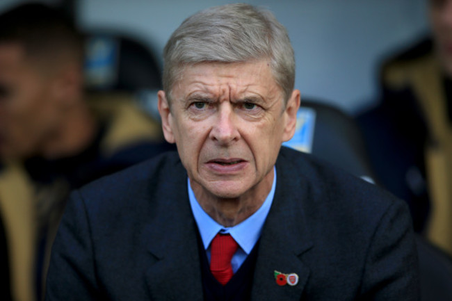 Soccer - Barclays Premier League - Swansea City v Arsenal - Liberty Stadium