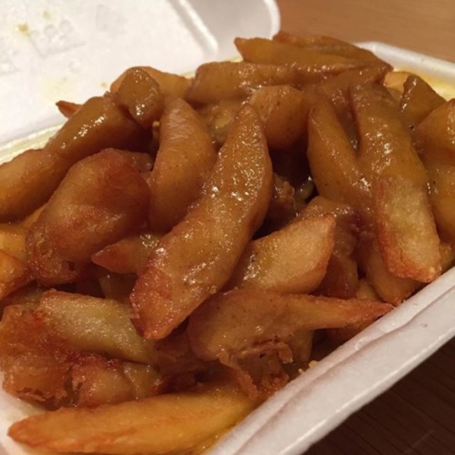 #chipsandcurrysauce from the #chinesetakeaway #chips #currysauce #takeaway