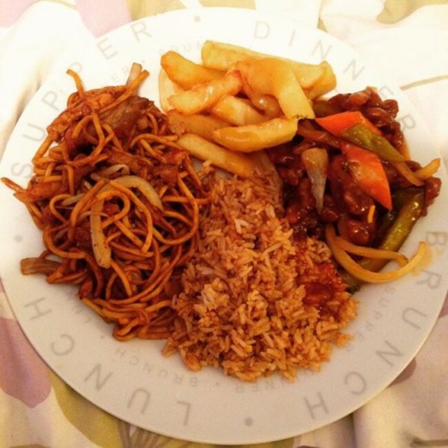 #chinesetakeaway defo #offplan and not #slimmingworld friendly at all. But bloody lovely #swfamily #swfriends #swfollowers #swmafia #swinsta #chinesefood #treatnight #foodporn