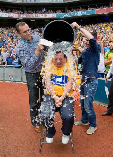 Marty Morrissey takes the ice bucket challenge
