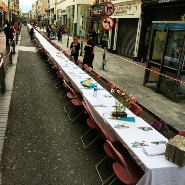 #ourtable#cork#dinner#corkdinner#corkfoodfestival#dinner#ireland#oliverplunkettstreet @corkfoodfestival #irish#food#longtable#table#drink#drinks#corkcity #corkcitycenter#oliverplunkett #oliver#plunkett#oliverplunket