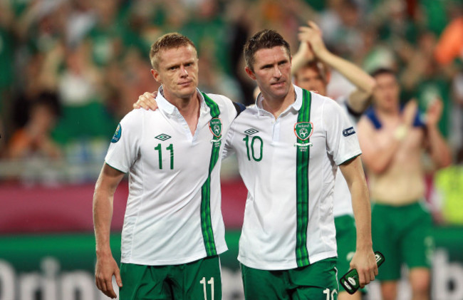 Robbie Keane and Damien Duff at the end of the game