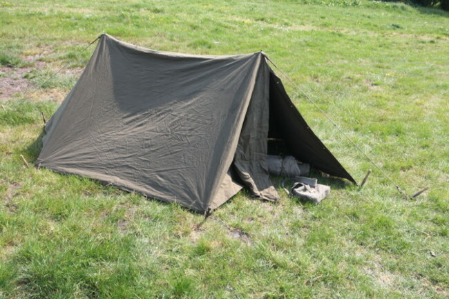 Dutch_army_tent_1955