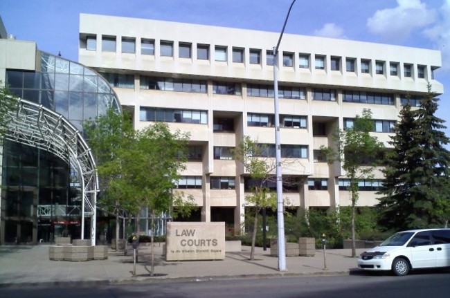 Edmonton_Law_Courts_10