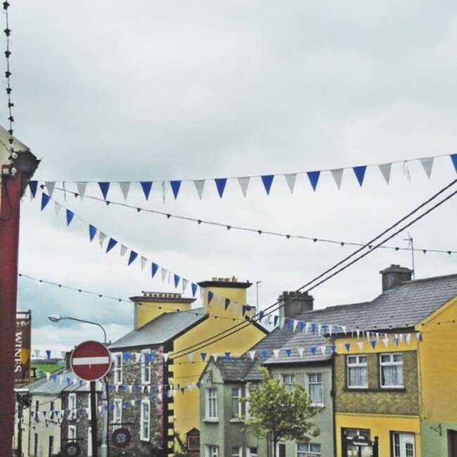 A typical Irish town. The Guinness signs and pub fronts didn't quite make it into this picture but believe me, they weren't far away! That's some of Killorglin in co.kerry #ireland #travel #killorglin #explore #adventure #irishtown #kerry #smalltown #colorful #west #yellow #countykerry #iloveireland #wander