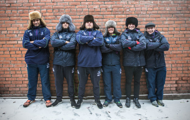 George Naopu, Ronan Loughney, Finlay Bealham, Ian Porter, Jack Carty and Jason Harris-Wright try on some new hats