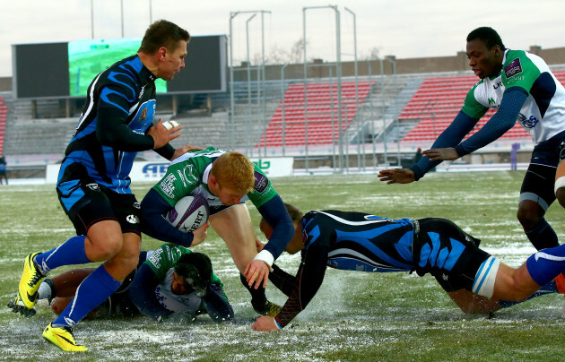 Darragh Leader scores his sides third try