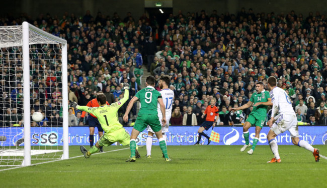 Jonathan Walters scores his second goal