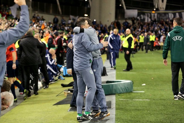 Martin O'Neill embraces Roy Keane at the final whistle
