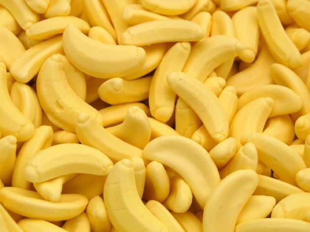 candy-foam-bananas