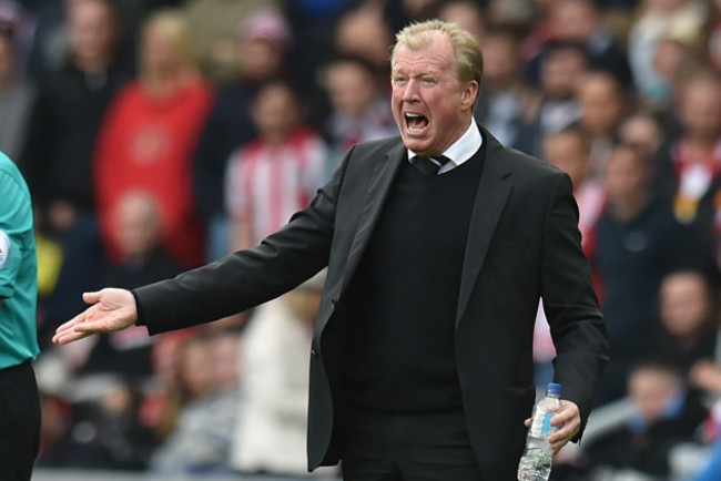 Soccer - Barclays Premier League - Sunderland v Newcastle United - Stadium of Light