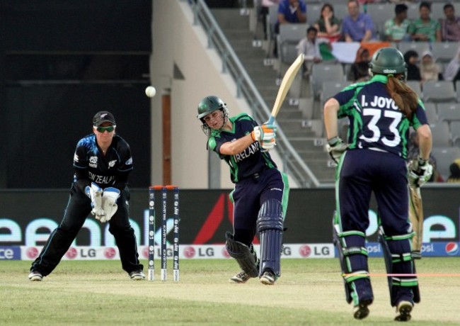 Clare Shillington batting