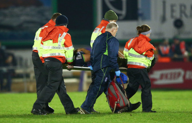 Nepia Fox Matamua leaves the field injured