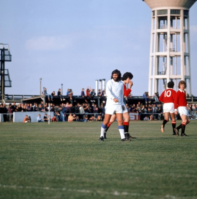 Soccer - Friendly - Dunstable Town v Manchester United Reserves