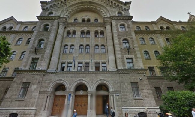 budapest court