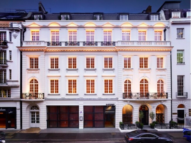 the-mellier-is-located-on-albemarle-street-in-the-heart-of-the-fashionable-artisan-quarter-of-mayfair-the-artisan-quarter-is-one-of-nine-distinct-neighbourhoods-identified-by-wetherell-which-form-the-279-acres-of-mayfair