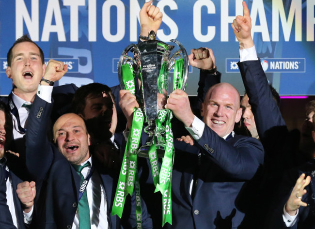 Ireland team with Rory Best and Paul O'Connell with the 6 Nations Trophy at the presentation