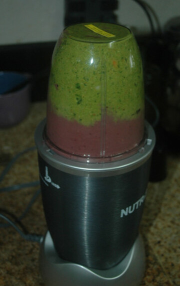 Smoothie (NutriBlast) partially made