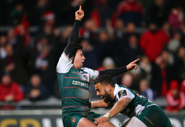 Ben Youngs celebrates scoring a try with Telusa Veainu