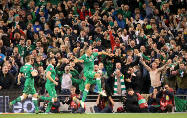 Republic of Ireland v Bosnia and Herzegovina - UEFA Euro 2016 Qualifying - Play-off - Second Leg - Aviva Stadium