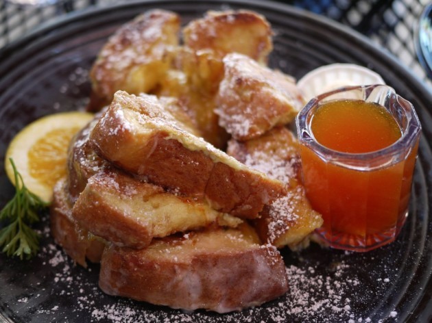 brazil-rabanada-is-a-brazilian-version-of-french-toast-served-around-christmastime-instead-of-maple-syrup-rabanada-is-topped-with-a-syrup-made-from-spiced-port-wine
