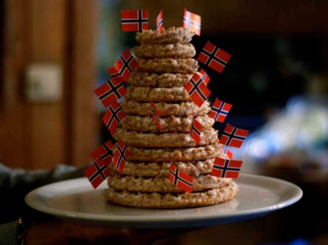 norway-an-almond-ring-cake-called-kransekake-is-popular-for-all-big-occasions-christmas-included-a-traditional-cake-consists-of-18-wreaths-that-are-decorated-with-mini-norwegian-flags-and-decrease-in-size-as-they-go-up