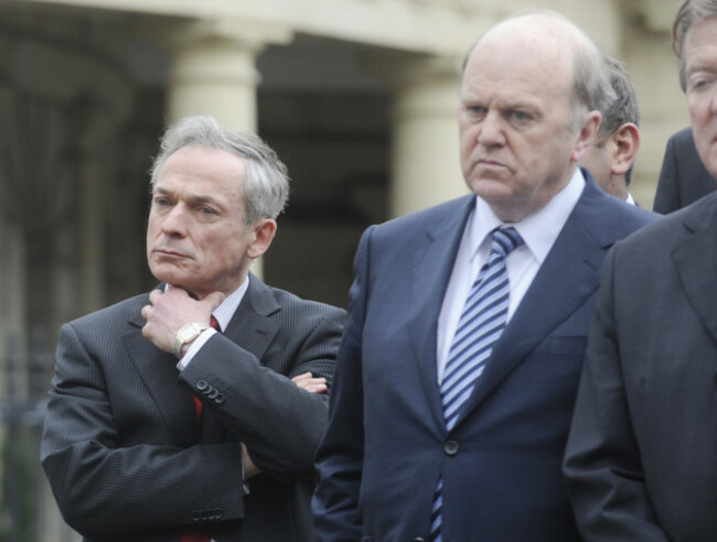 12/1/2011. Dail Scenes Back From Holidays