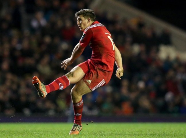 Ian Keatley kicks a penalty