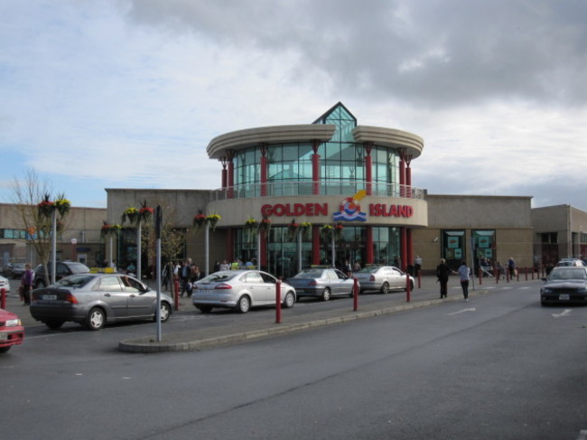 GoldenIslandShoppingCentreAthlone