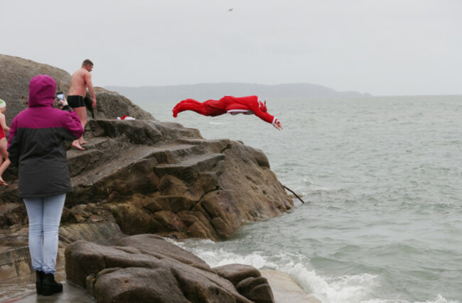 25/12/2015. Christmas Day swim at the 40 foot. Kar