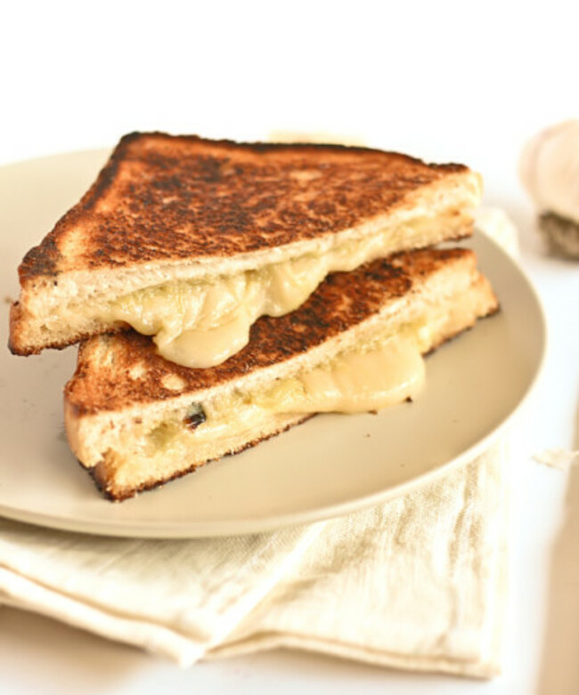 Roasted Garlic & Gruyere Cheese Toasties