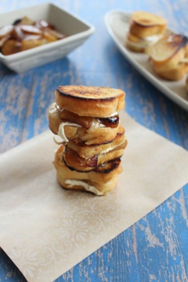 Pear and Brie Grilled Cheese Recipe