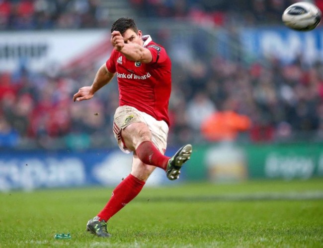 Ian Keatley kicks a penalty