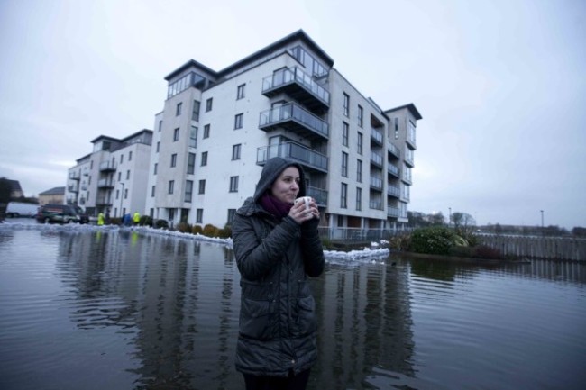 4/1/2016. Storm Frank Athlone. Emily Topka from Po