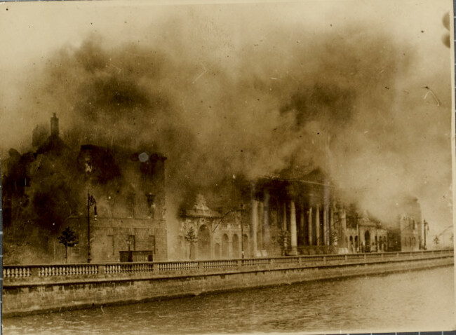 Four_Courts_Conflagration