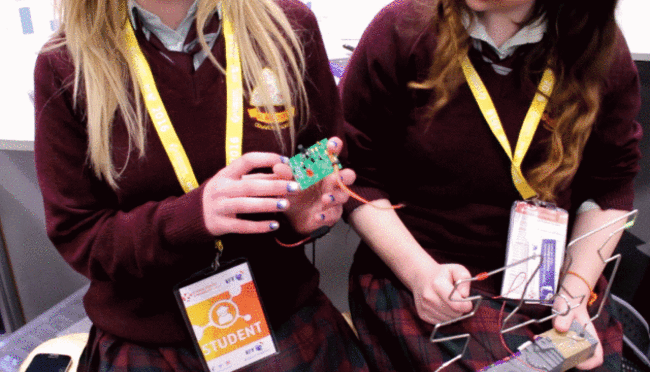girls demonstrating the lie detector