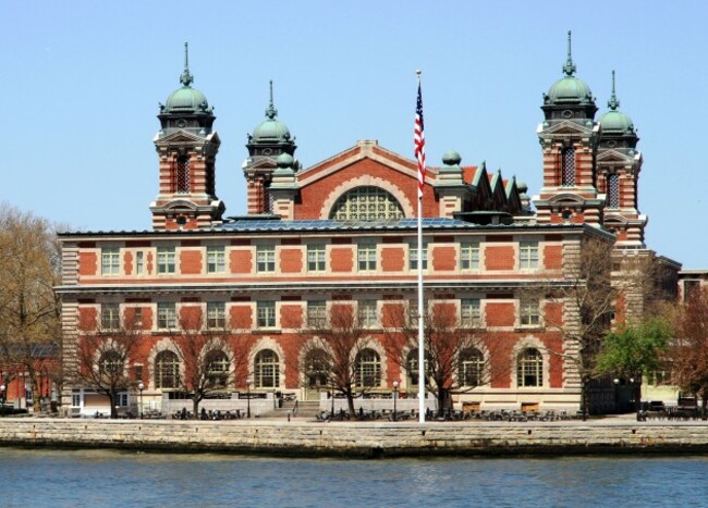 USA-NYC-Ellis_Island_crop