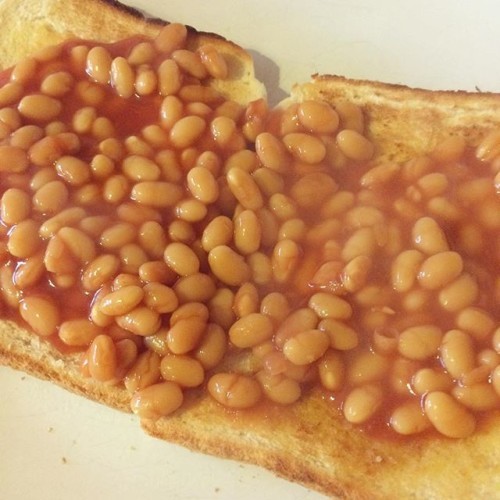 Lunch was beans on WHITE toast because that is the best