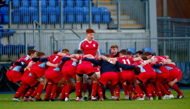 Shane Power leads the pre-match huddle