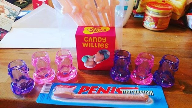 #penis #giantpenis #penisstraws #candy #diy #birthday #present #geburtstagsgeschenk #geschwister #familie #23 #shot #birthdaygift #birthdaygirls #nonails #willy