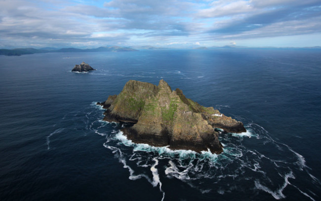 the_skelligs_aerial115_july_2013_102