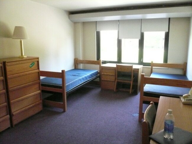 LoyolaMD_Dorm